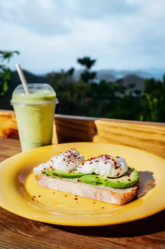 Bravo Avocado + green glow at Drifters on St. John